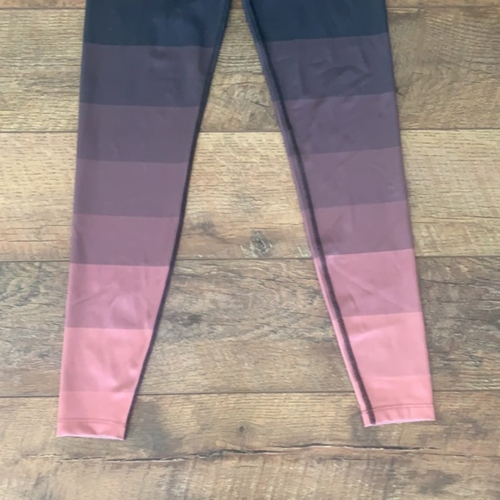 BEYOND Yoga Ombré Leggings XS - Picture 2 of 5